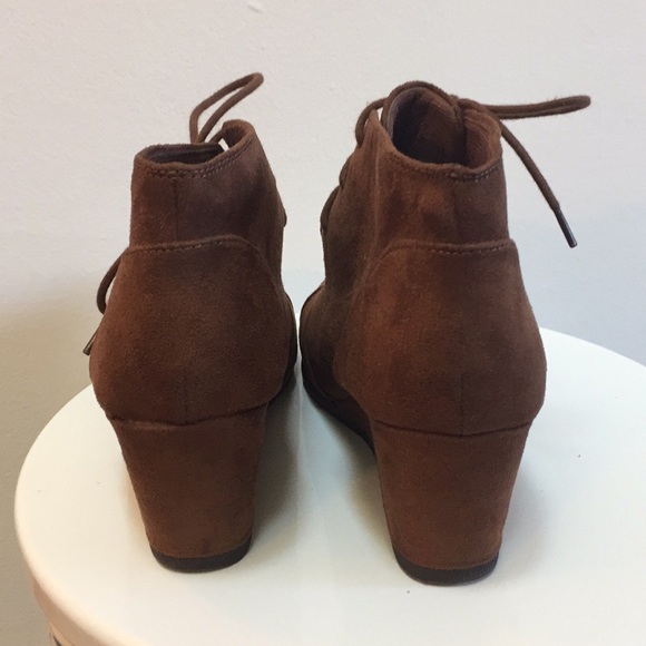Unr8ed | Wedge Suede Booties | Size 7 - Picture 3 of 4